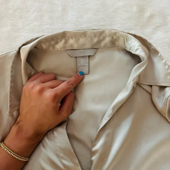 Elegant Silk long sleeve - Picture 11 of 11